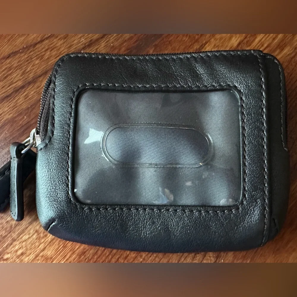 Coach Credit Card Wallet - Picture 3 of 4